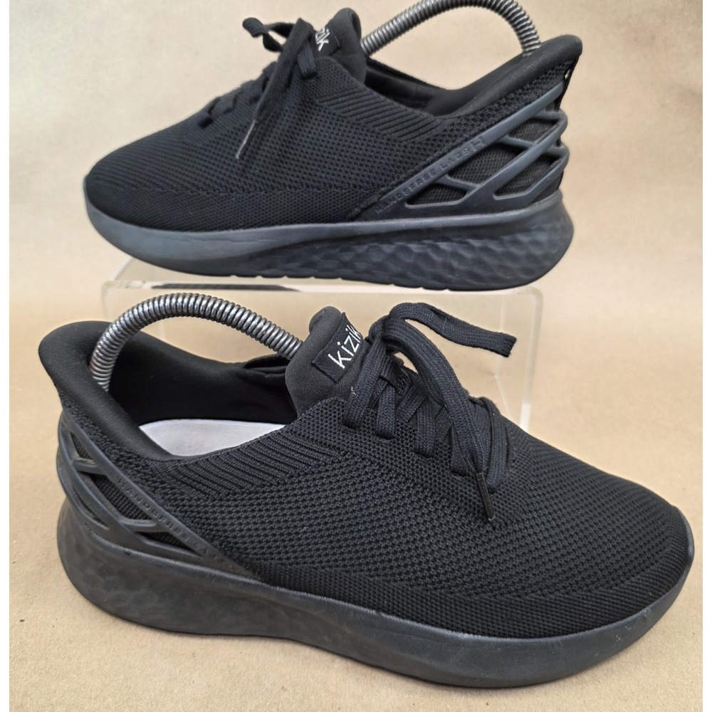 Kiziks unisex Men's 6 Wide /womens 8 Wide Lima Hands Free In Blackout Sneakers